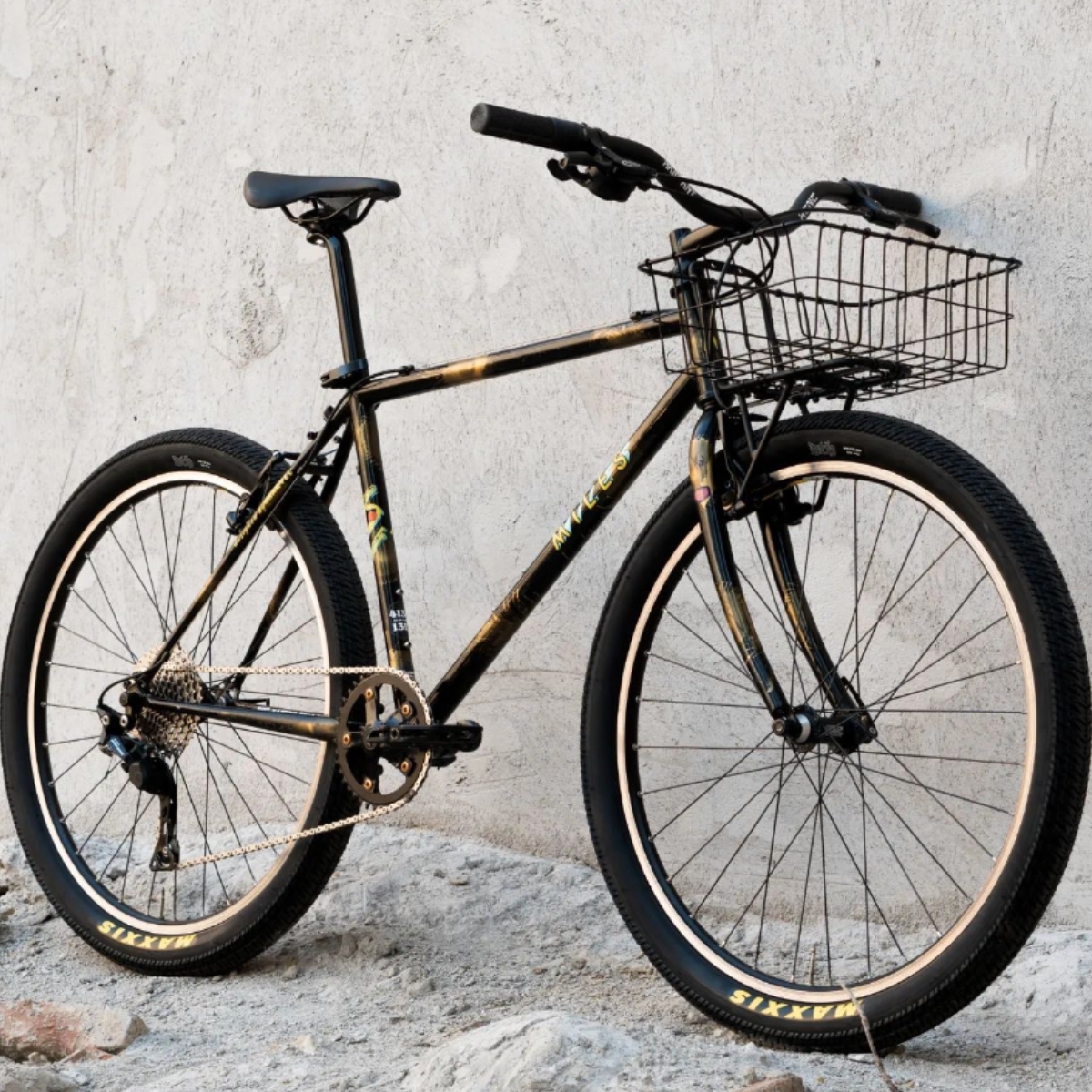 Metal bike basket attached to bicycle